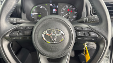Toyota Yaris 1.5 Hybrid Icon 5dr CVT Hybrid Hatchback